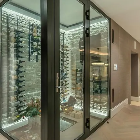 The Crown Jewel Of Luxury In Centre ! * Trondheim