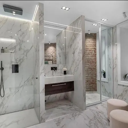 Lejlighed The Crown Jewel Of Luxury In Centre ! *